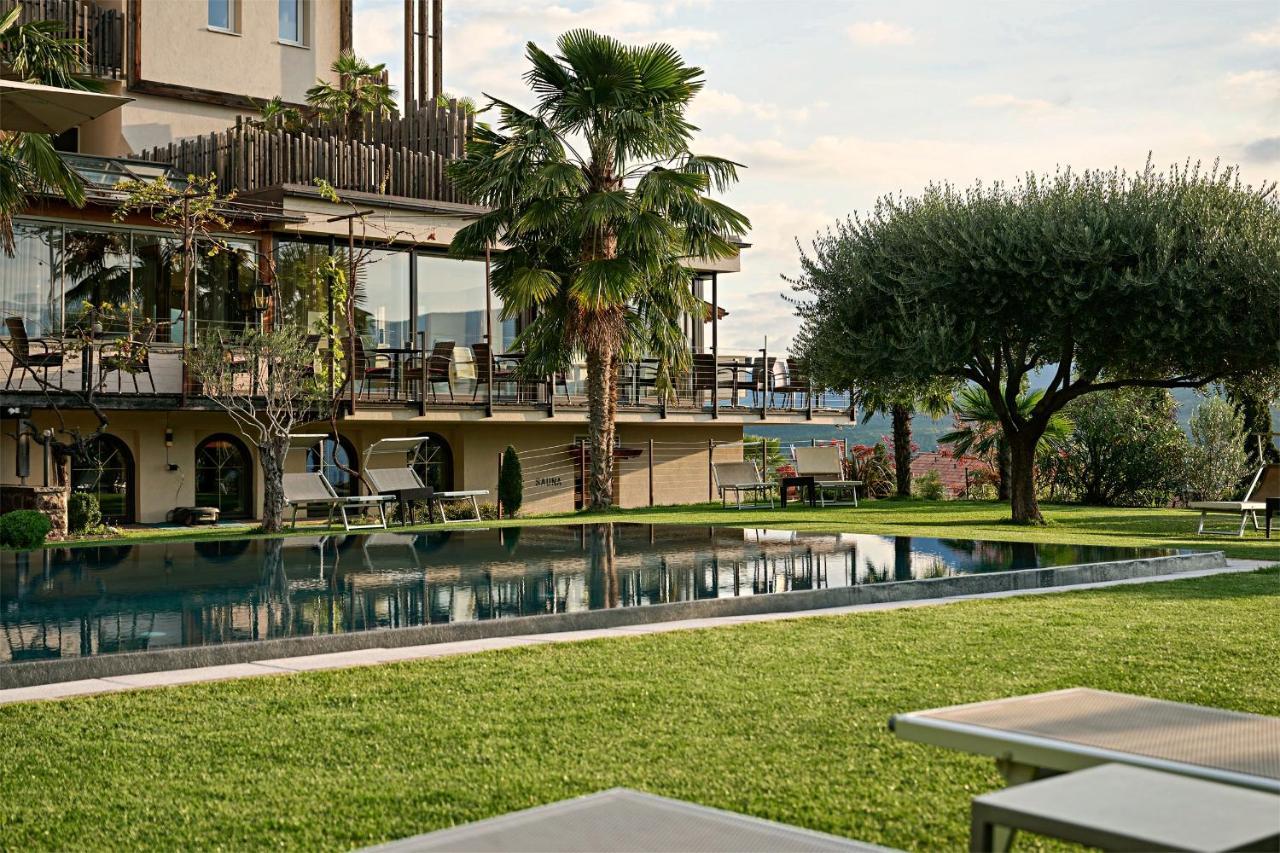 Das Panorama Designhotel Caldaro Ngoại thất bức ảnh